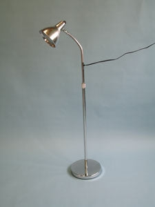 Brandt Industries Examining Lamp