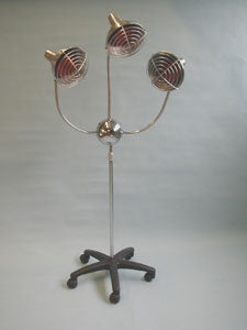 Brandt Industries 3-Head Infra-Red Lamp 