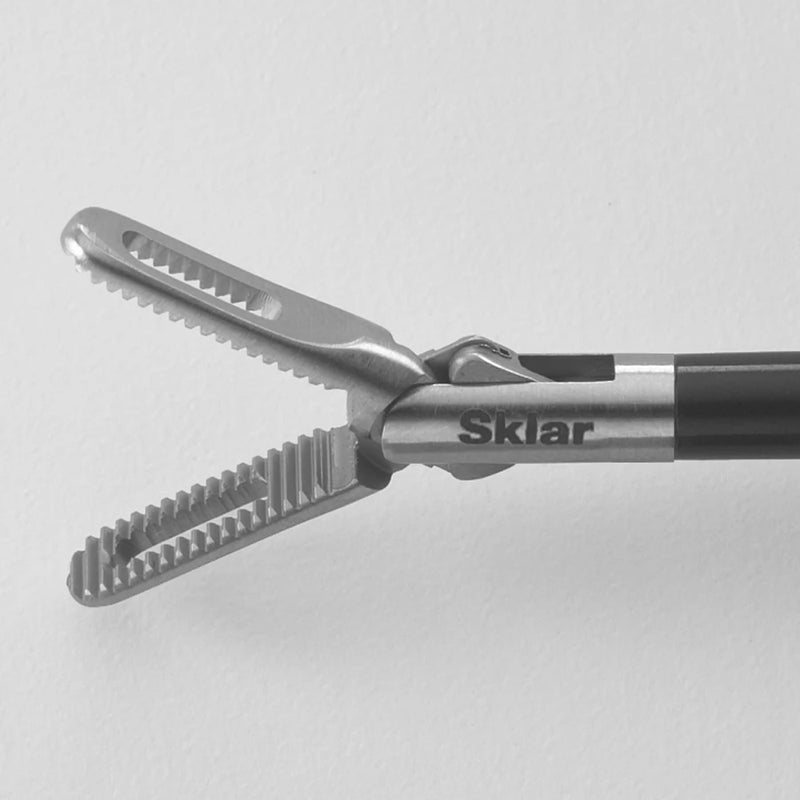 Sklartech 5000 Fenestrated Grasping forceps - Complete Instrument, 5mm Wide 33cm - 31-9090xc
