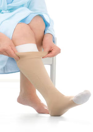 Compression Stocking with Liner Jobst UlcerCARE Knee High 4X-Large Beige Closed Toe (Box)