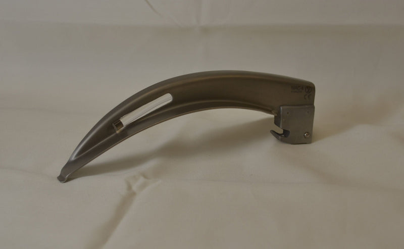 Laryngoscope Blade MedSource Macintosh Type Fiberoptic Light Adult Sterile (Each)