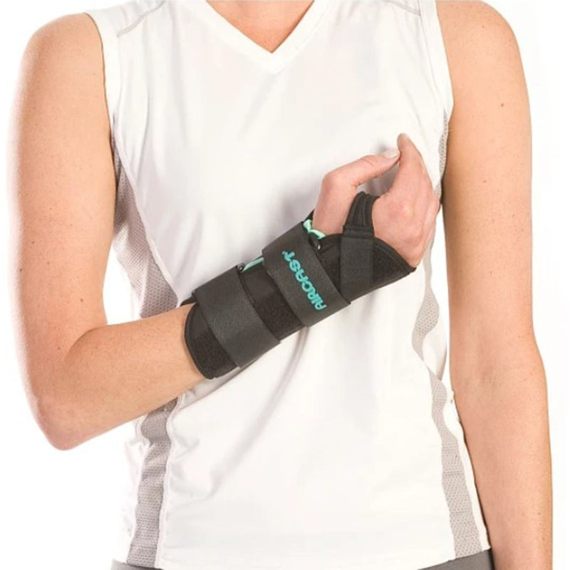 AirCast A2 Right Wrist Brace, Medium (Each)