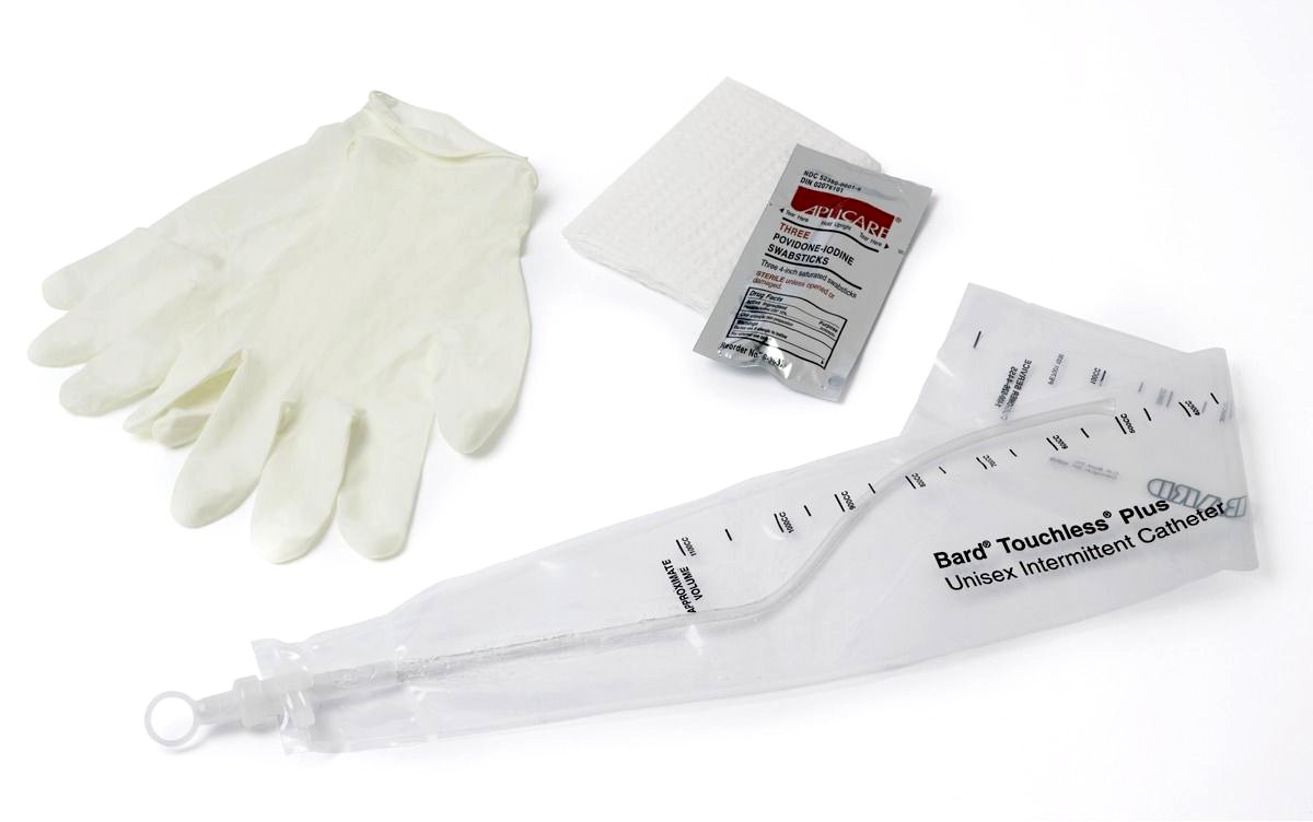 Intermittent Catheter Tray Touchless Plus Closed System / Coude Tip 16 Fr. Without Balloon Vinyl 