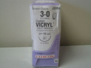 Absorbable Suture with Needle Coated Vicryl Polyglactin 910 CT-1 1/2 Circle Taper Point Needle Size 3-0 Braided 