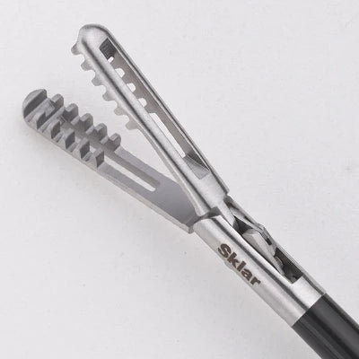 Sklartech 5000 Single Port Endo Clinch forceps - Single Curve, Ratchet Handle, Complete Unit 35cm, 5mm - 31-9402