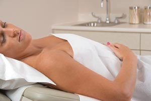 Graham Medical Tissue Drape & Bed Sheets  Drape Sheet, Peach, 40" x 48", 2-Ply, 100/cs (60 c