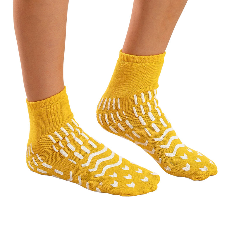 The Pillow Factory Division Confetti Treads Risk Management Patient Safety Footwear, Yellow, Large (48/CS) 