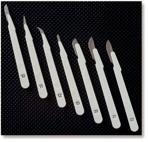Cincinnati Surgical Company Cincinnati Stainless Steel Scalpel  Scalpel, Stainless Steel, Size 20, White Handle, D