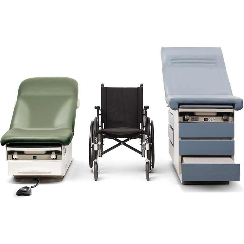 Ritter 223 Barrier-Free Power Examination Table 
